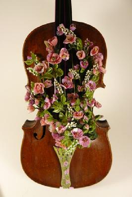 Glass english roses, violin